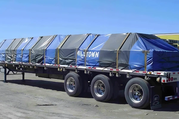 Почему ПВХ грузовик брезент необходимы для защиты грузов