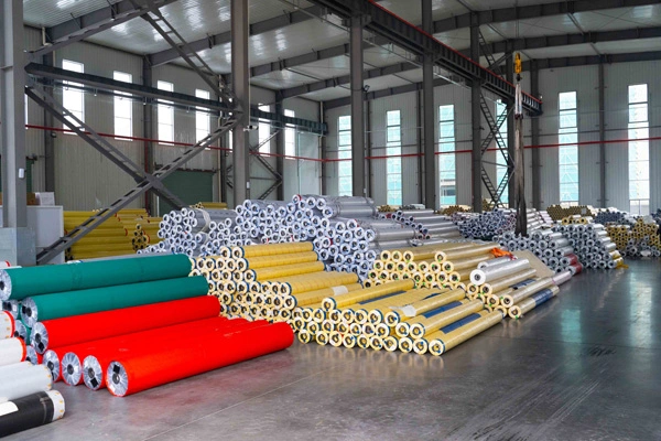 Применение брезента ПВК бассейна