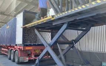 Загрузить в контейнер