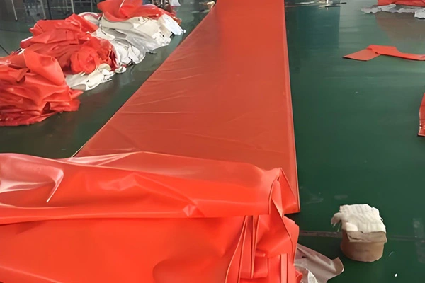 Применение брезента породы ПВХ