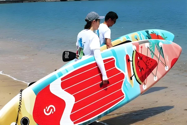 Применение стены двойника ПВК/ткани стежком падения